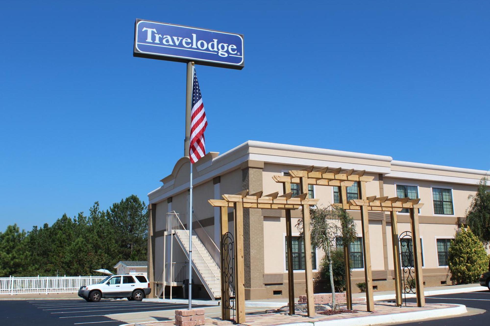 Travelodge By Wyndham Perry National Fairgrounds Area I-75 מראה חיצוני תמונה